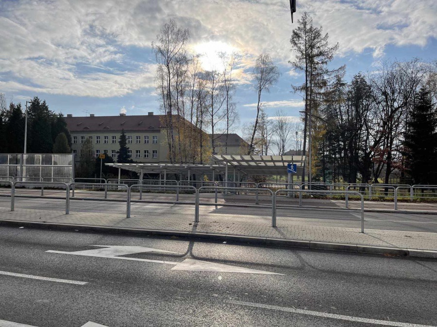 Chuligani wrócili na przejście. Dewastują ściany odmalowane po poprzedniej wizycie - foto