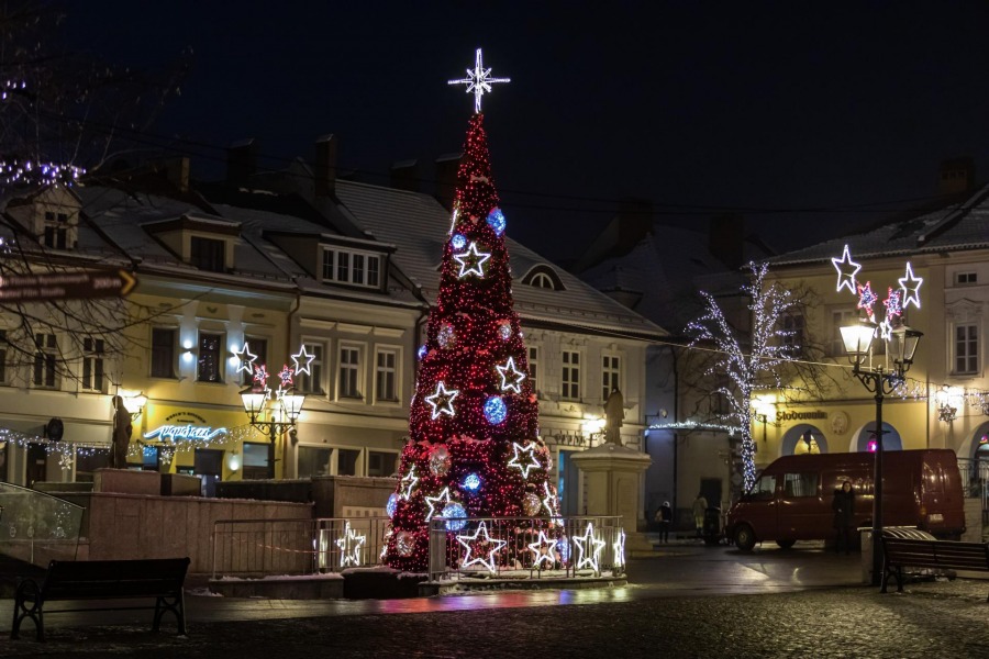 Zachwycające ulice Bielska-Białej. Znów będziemy Świetlną Stolicą Polski? ZDJĘCIA