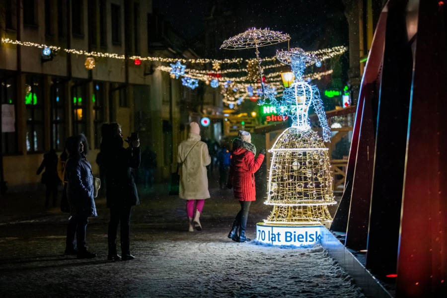 Zachwycające ulice Bielska-Białej. Znów będziemy Świetlną Stolicą Polski? ZDJĘCIA