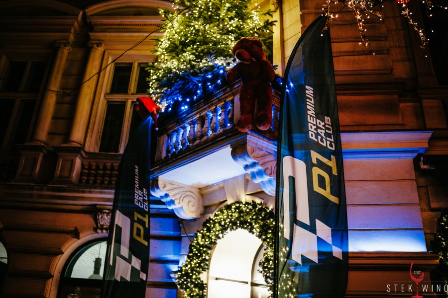W eleganckiej restauracji na rzecz chorego chłopczyka. Darczyńcy byli hojni - foto