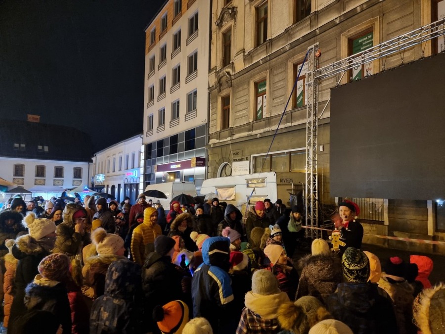 Efektowne show pirotechniczne oczarowało publiczność. Takich widowisk nam trzeba! ZDJĘCIA