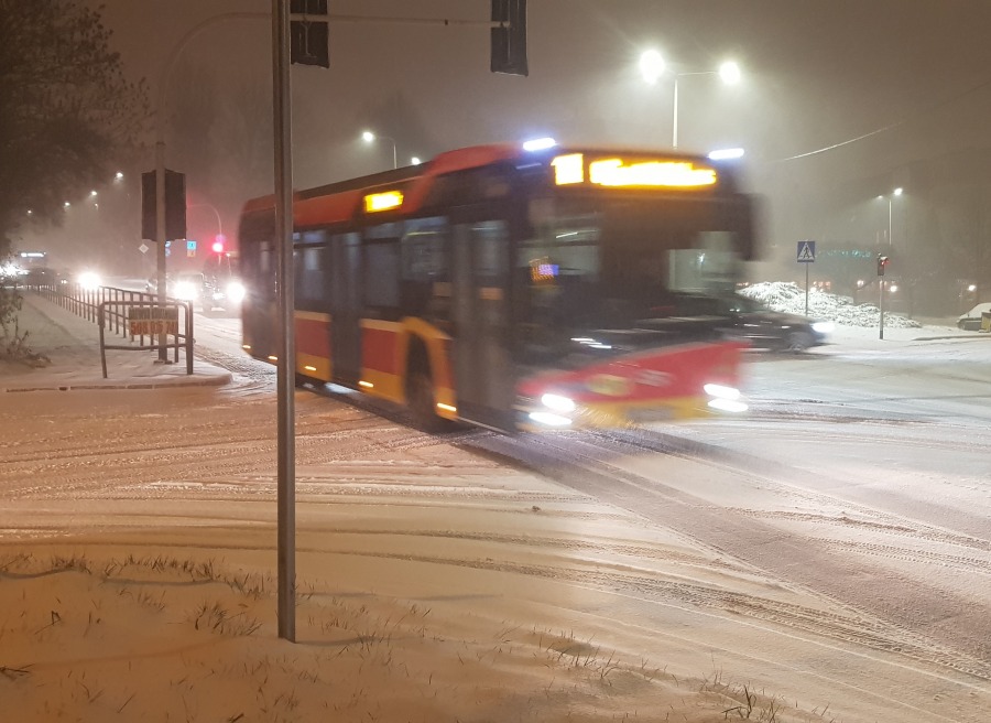 Pogoda zaskoczyła synoptyków. Paraliż na Andersa ZDJĘCIA