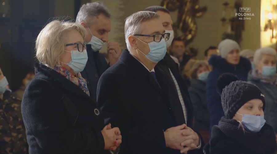 Transmisja na cały świat z os. Karpackiego. Kazanie przy użyciu pluszowej owieczki ZDJĘCIA