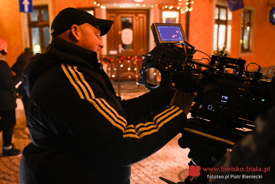 Magiczna opowieść filmowa z Bielska-Białej. Nocne sceny na starówce ZDJĘCIA