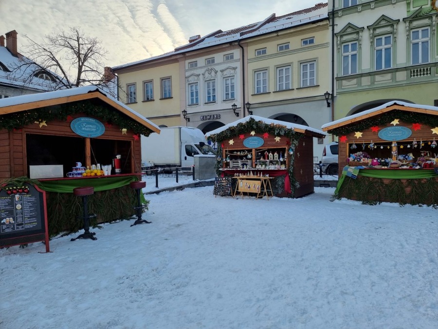 Ostatni klaps na bielskim Rynku. Jarmark wyłącznie na potrzeby filmu ZDJĘCIA