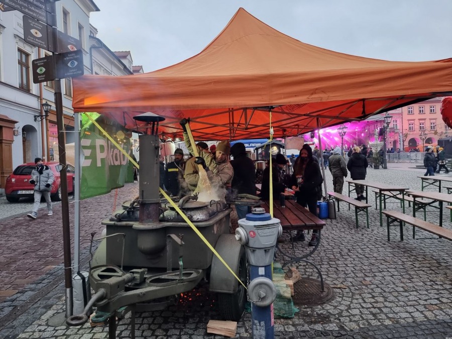 Przejrzyj na oczy! WOŚP wspiera Polaków w potrzebie FILMY I ZDJĘCIA