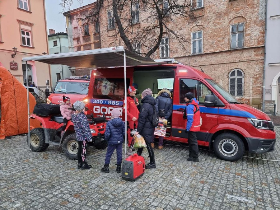 Przejrzyj na oczy! WOŚP wspiera Polaków w potrzebie FILMY I ZDJĘCIA