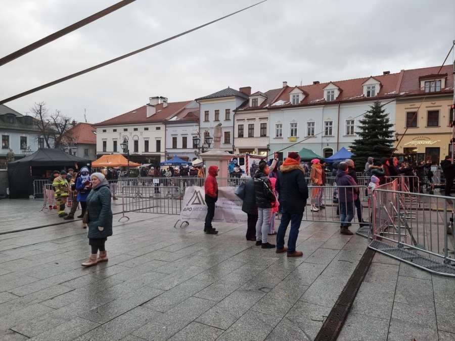 Przejrzyj na oczy! WOŚP wspiera Polaków w potrzebie FILMY I ZDJĘCIA