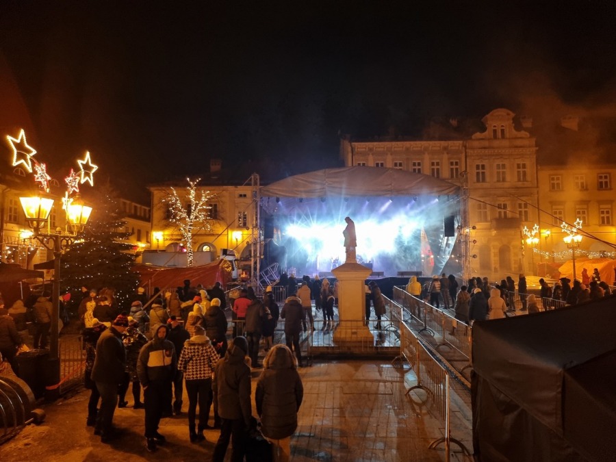 Przejrzyj na oczy! WOŚP wspiera Polaków w potrzebie FILMY I ZDJĘCIA