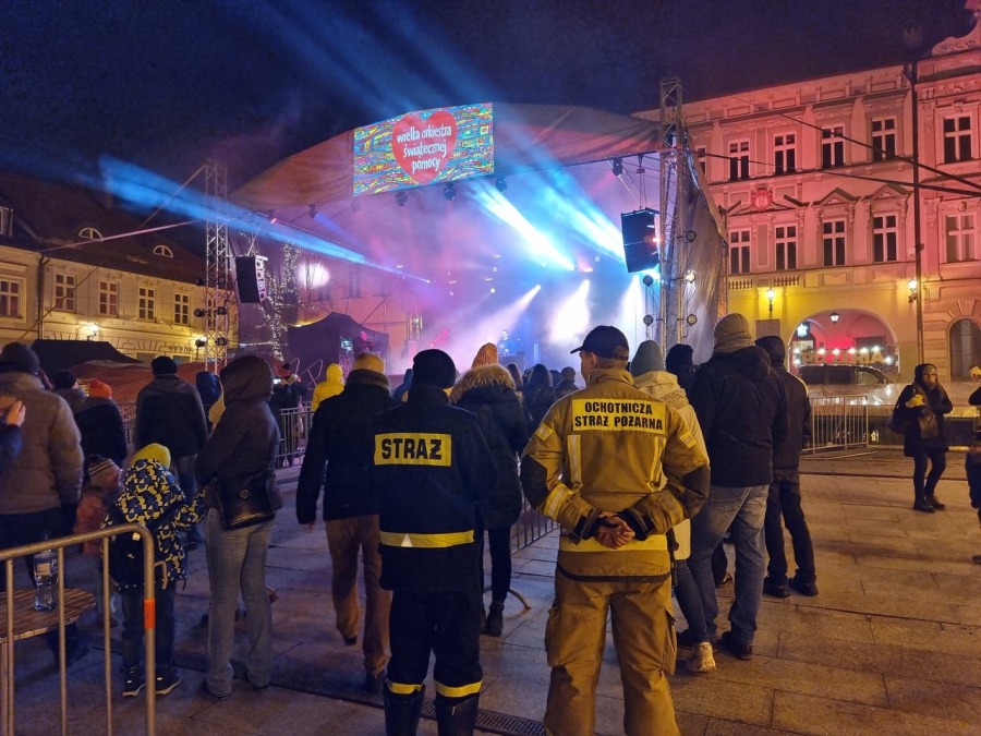 Przejrzyj na oczy! WOŚP wspiera Polaków w potrzebie FILMY I ZDJĘCIA