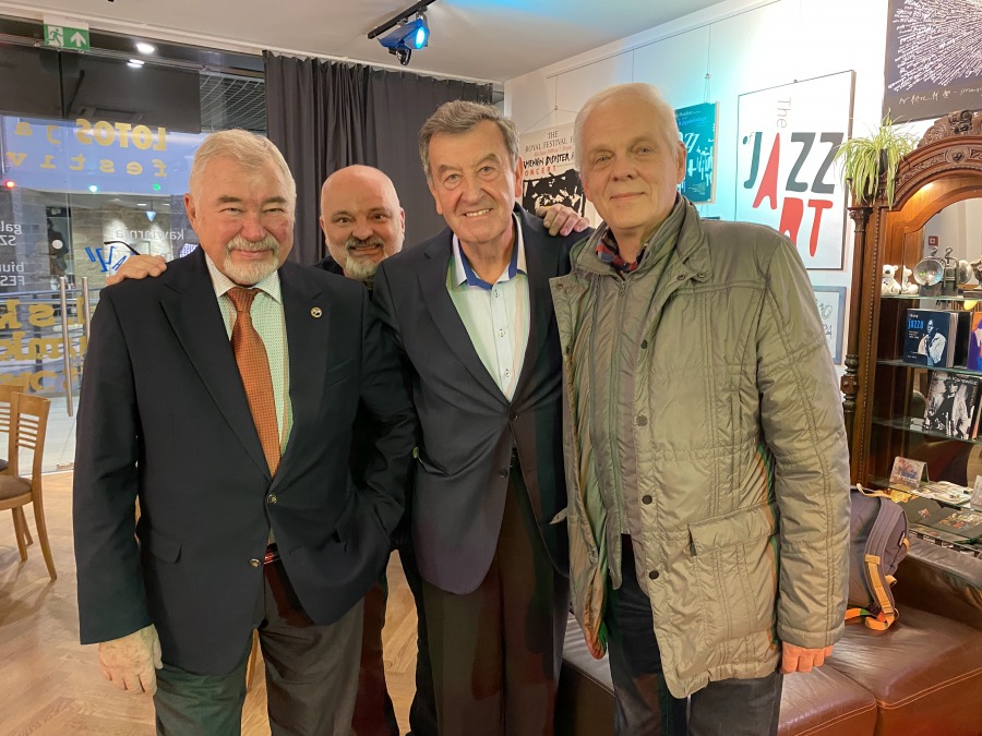 Bielsko-Biała w piwnicy. Premiera filmu z udziałem znanych bielszczan ZDJĘCIA i FILM