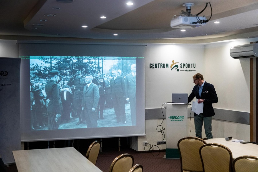 Historyczna harcówka robi wrażenie. Remont za środki prywatne ZDJĘCIA