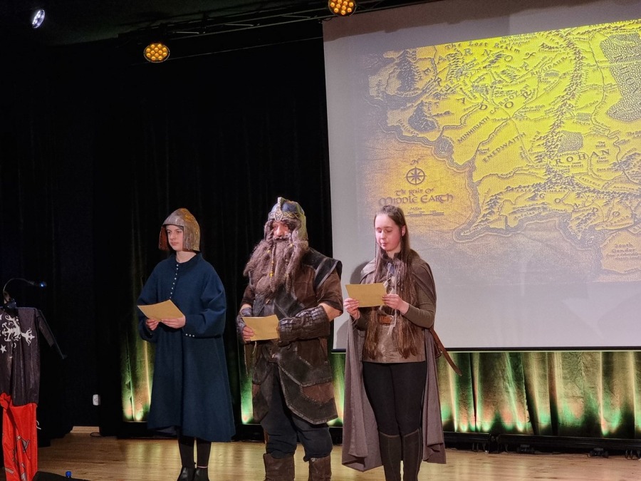 Przedziwny świat w Mikuszowicach Krakowskich. Wyjątkowe widowisko ZDJĘCIA