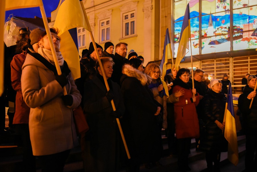 Ukraina potrzebuje naszej pomocy! Silny głos bielszczan na placu Chrobrego ZDJĘCIA