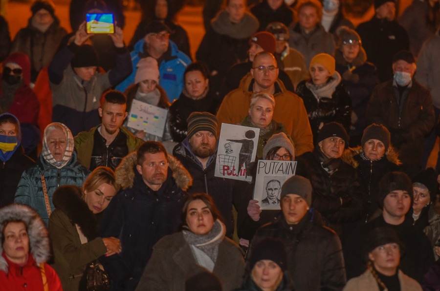 Ukraina potrzebuje naszej pomocy! Silny głos bielszczan na placu Chrobrego ZDJĘCIA