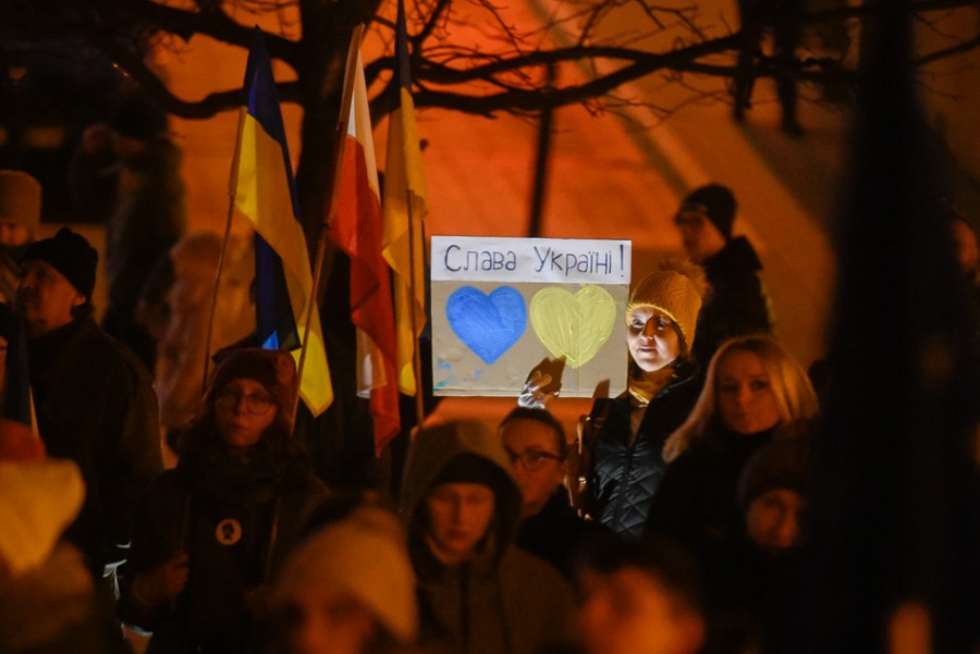 Ukraina potrzebuje naszej pomocy! Silny głos bielszczan na placu Chrobrego ZDJĘCIA