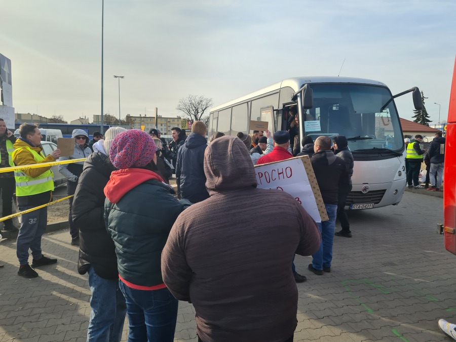 Z Bielska-Białej zawieźli dary na granicę z Ukrainą. "Widok dramatyczny" ZDJĘCIA