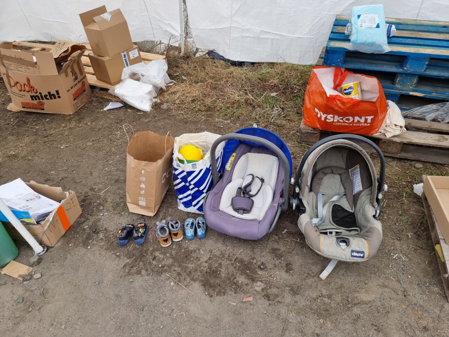 Portal bielsko.biala.pl jedzie z darami na granicę. Relacja na żywo AKTUALIZACJA
