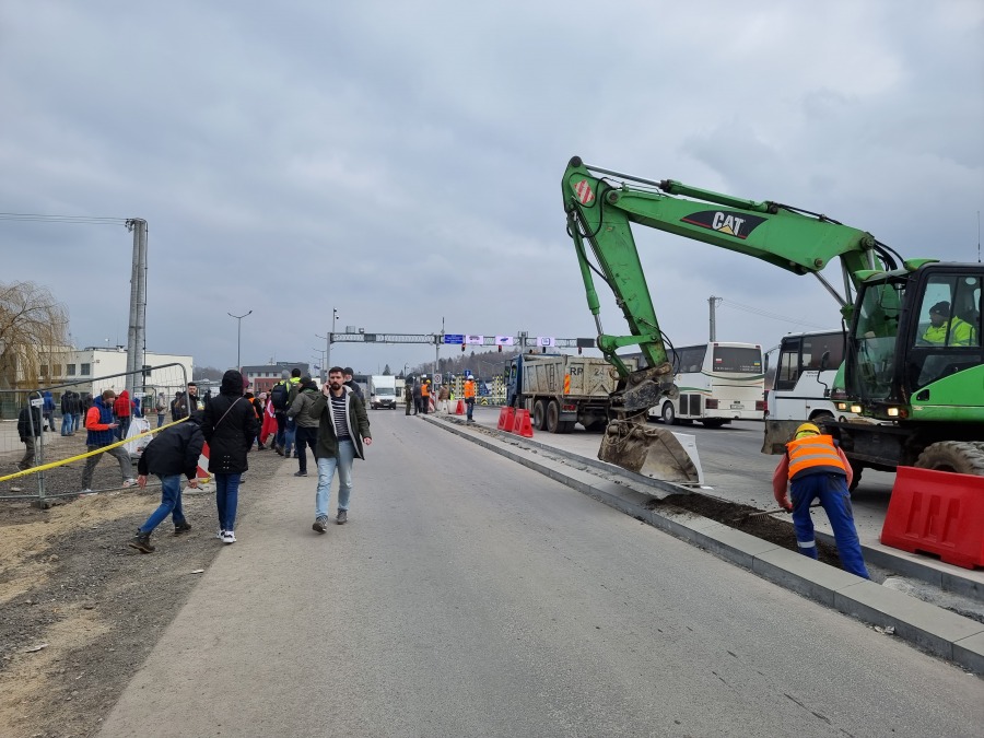 Portal bielsko.biala.pl jedzie z darami na granicę. Relacja na żywo AKTUALIZACJA