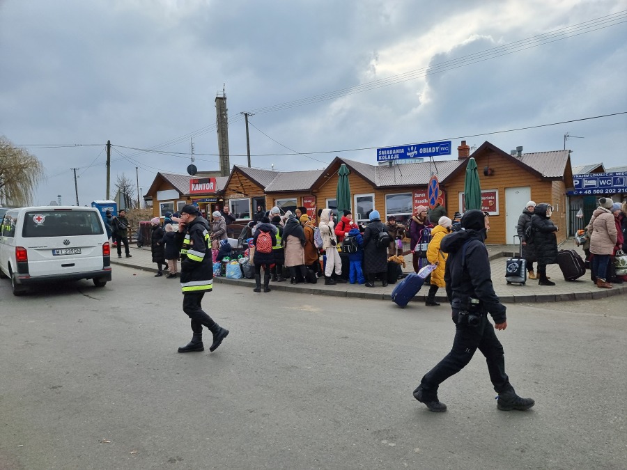 Portal bielsko.biala.pl jedzie z darami na granicę. Relacja na żywo AKTUALIZACJA