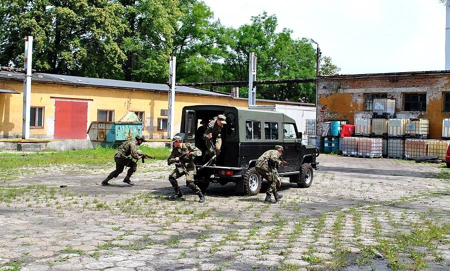 Uczą obsługi broni palnej i podstawy taktyki piechoty. Czekają na chętnych - foto