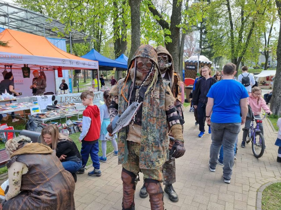 Prawdziwa gratka dla fanów „Władcy Pierścieni” i „Gwiezdnych Wojen” ZDJĘCIA
