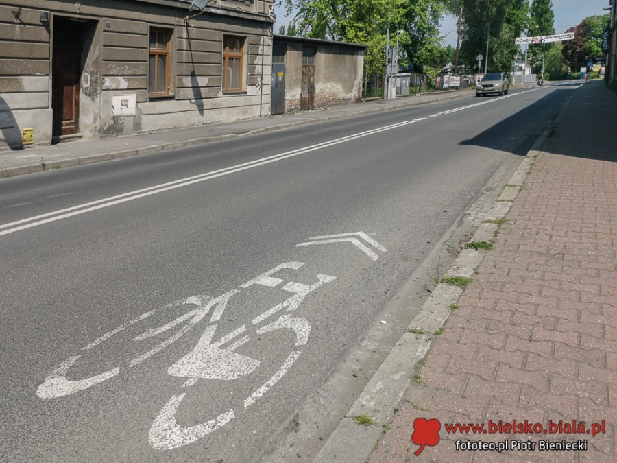 Koszmar na sztandarowej trasie rowerowej. Zagrożenia dla rowerzystów ZDJĘCIA