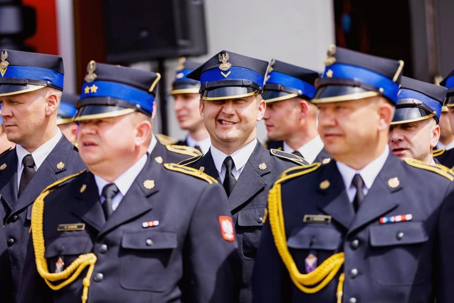 Wyróżnienia dla strażaków. Bohaterstwo podczas akcji roznoszenia kalendarzy ZDJĘCIA