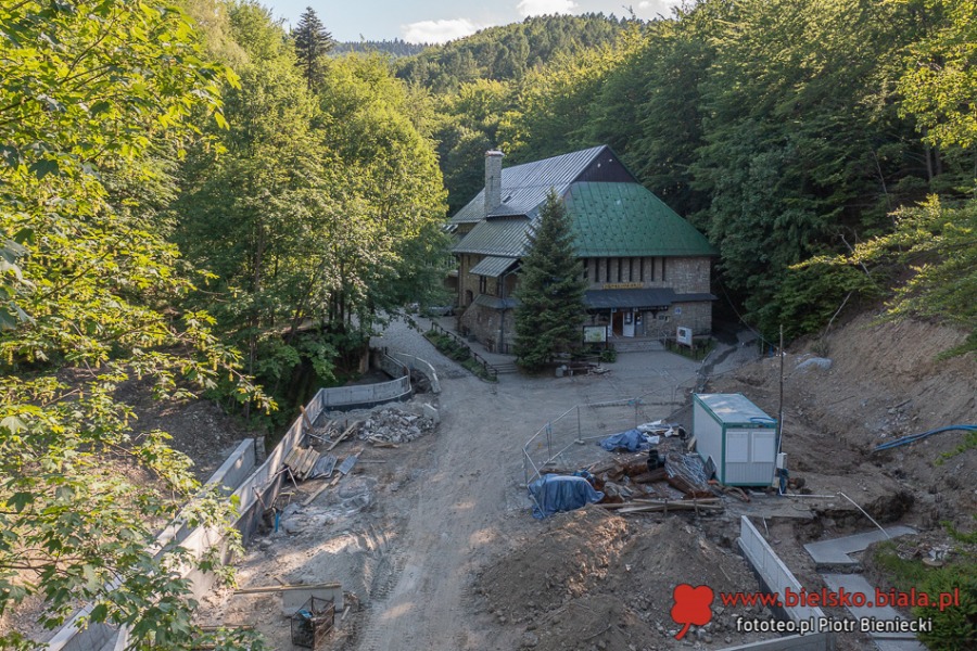 Beton pod Szyndzielnią. Kontrowersyjna inwestycja nabiera kształtów ZDJĘCIA