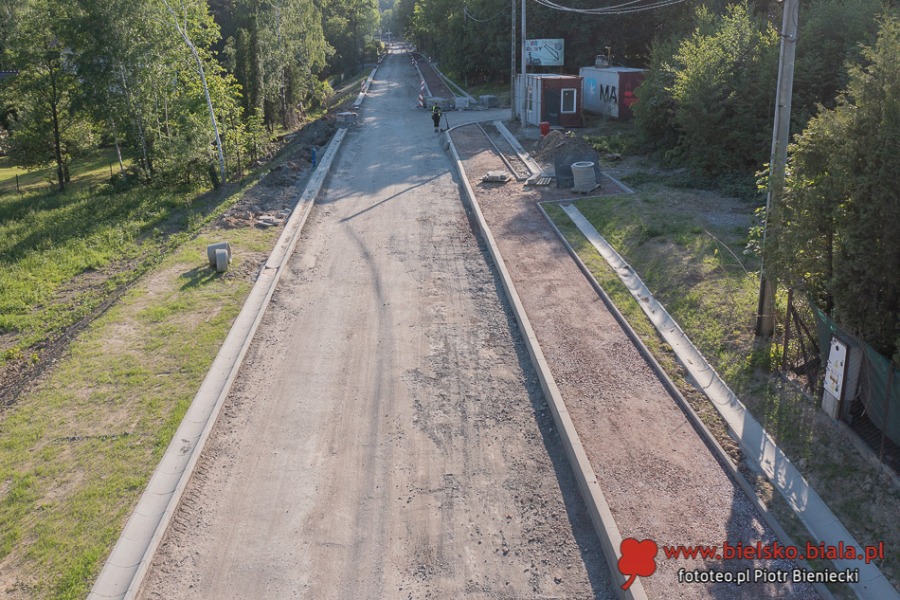 Beton pod Szyndzielnią. Kontrowersyjna inwestycja nabiera kształtów ZDJĘCIA