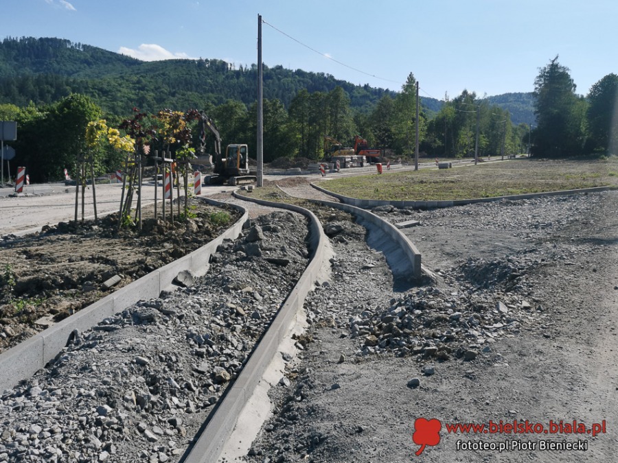 Beton pod Szyndzielnią. Kontrowersyjna inwestycja nabiera kształtów ZDJĘCIA