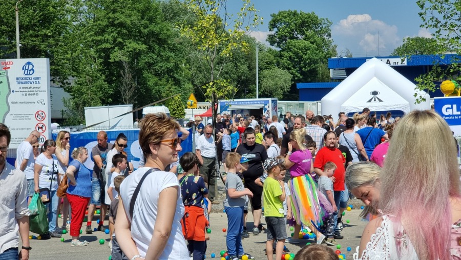 Smakołyki i prezenty. Wymarzony Dzień Dziecka w Wapienicy ZDJĘCIA