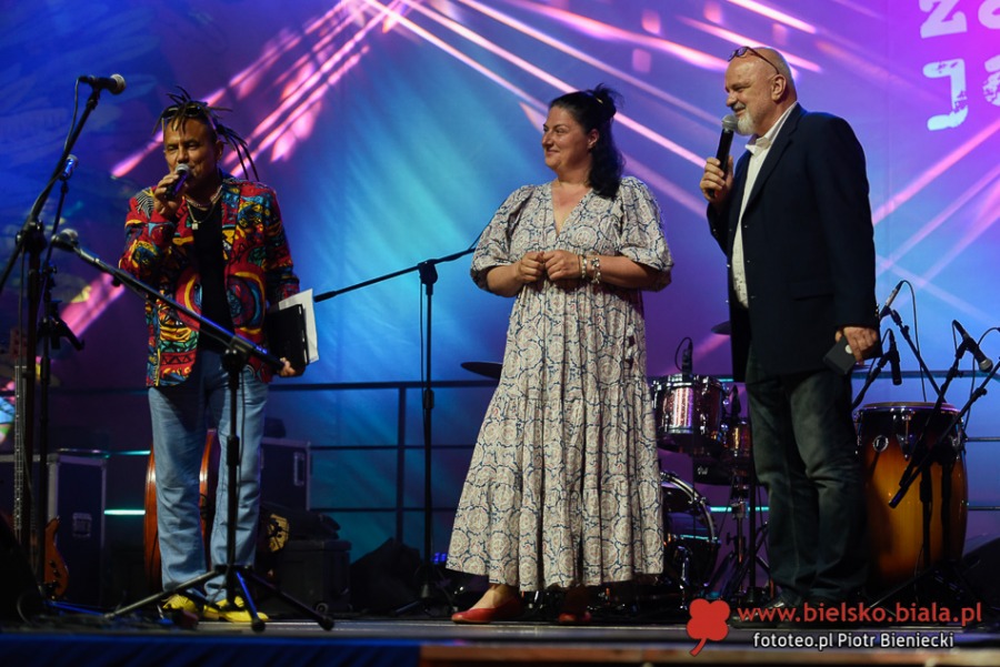 Nocna fiesta na Rynku. Bielska starówka znów pękała w szwach ZDJĘCIA