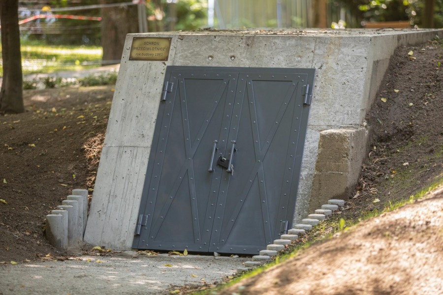 Tak wygląda zmodernizowany park za Ratuszem. Przed otwarciem odwiedzili go wandale ZDJĘCIA