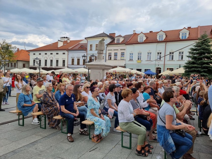 Ramię w ramię z Ukraińcami. W Bielsku-Białej w rocznicę „Cudu nad Wisłą” ZDJĘCIA