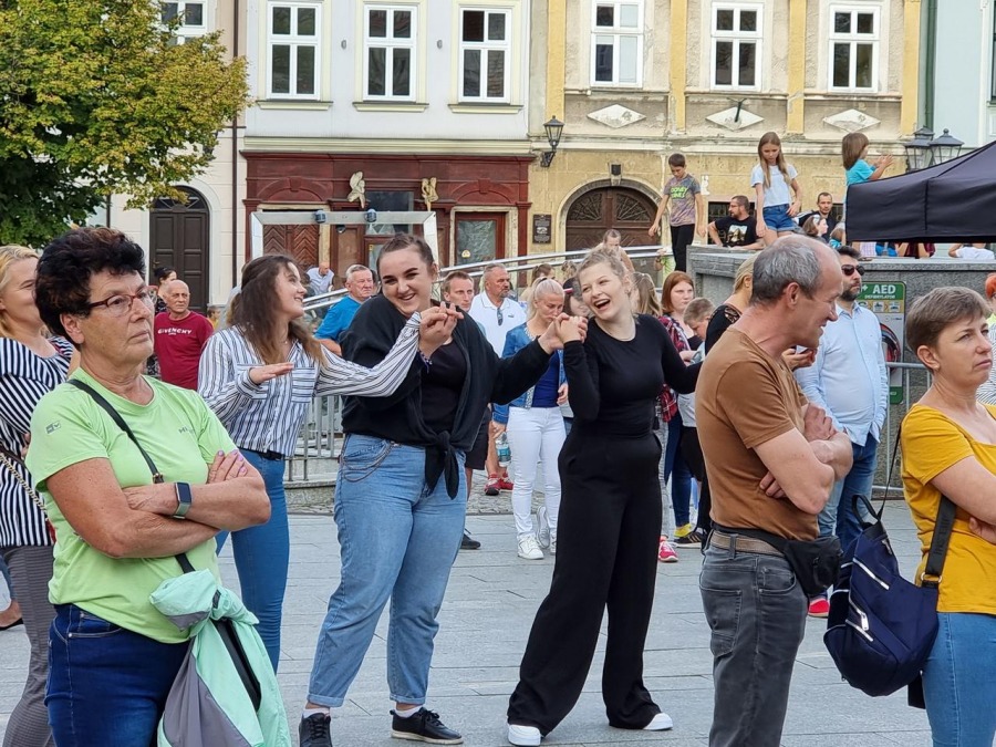 Ramię w ramię z Ukraińcami. W Bielsku-Białej w rocznicę „Cudu nad Wisłą” ZDJĘCIA
