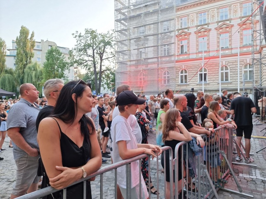 Bielsko-Biała już świętuje! Duża frekwencja na pierwszym koncercie ZDJĘCIA