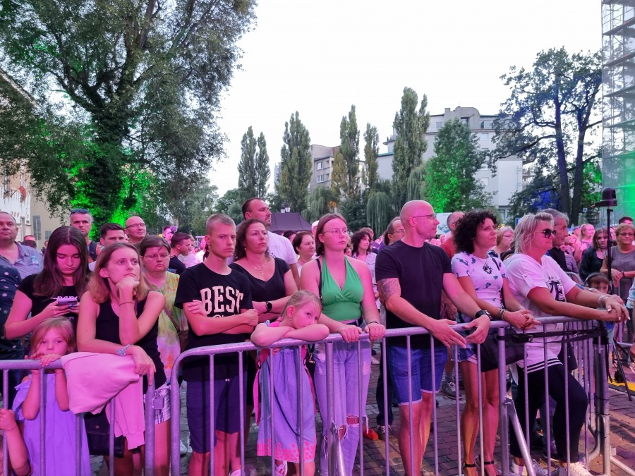 Bielsko-Biała już świętuje! Duża frekwencja na pierwszym koncercie ZDJĘCIA