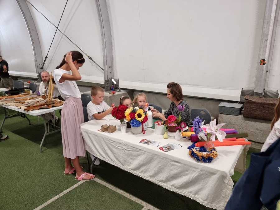 Świąteczny piknik w Parku Słowackiego. Góralskie smyczki, bigos i golonka ZDJĘCIA