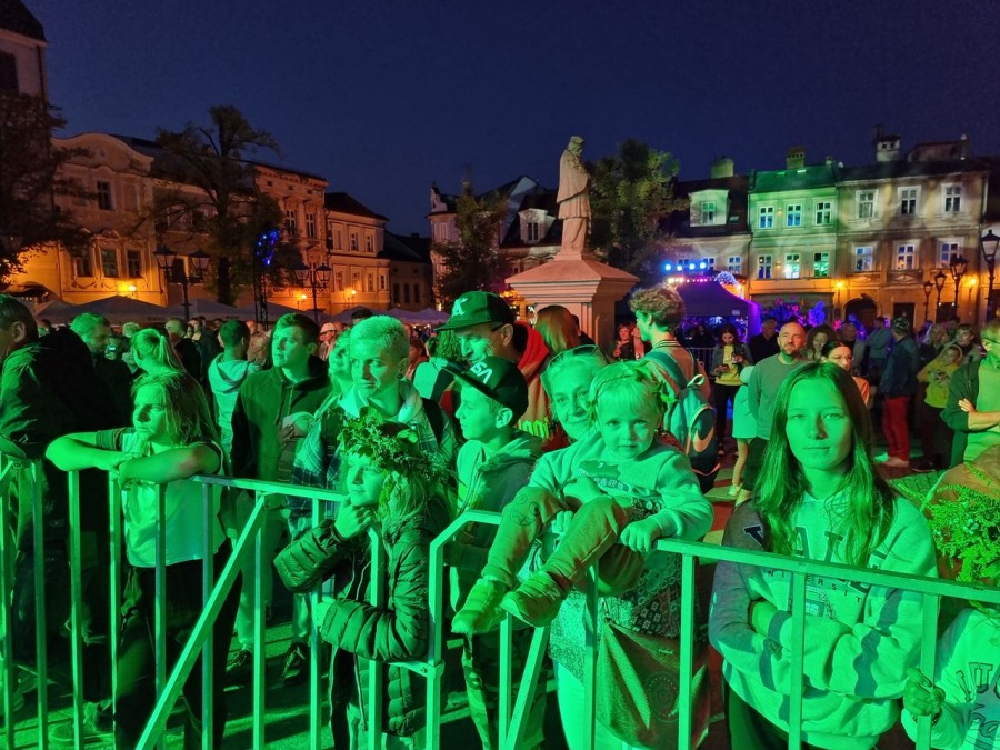Zachwycająca góra kwiatów na Rynku. Bielsko-Biała tańczy w rytmie ska ZDJĘCIA