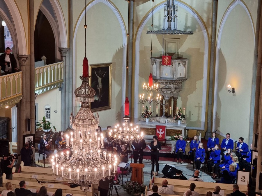 Kolebka historii Bielska. Nieczynna nekropolia to enklawa dzikiej przyrody ZDJĘCIA