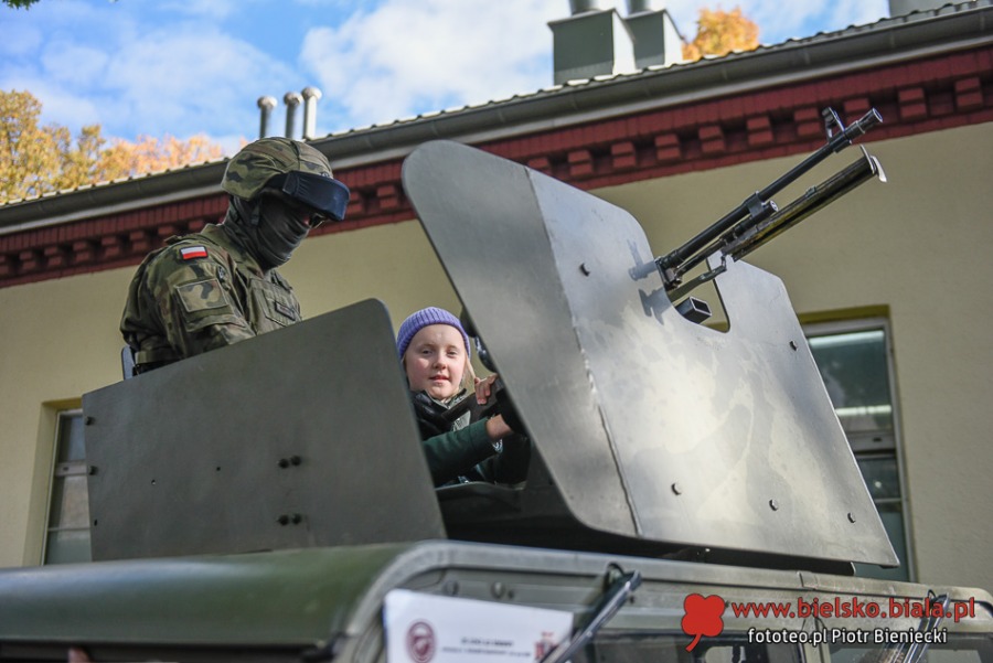 Szturm budynków w centrum Bielska-Białej. Bohaterowie z Karbali pokazali twarze ZDJĘCIA