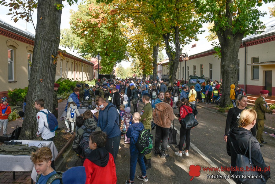 Szturm budynków w centrum Bielska-Białej. Bohaterowie z Karbali pokazali twarze ZDJĘCIA