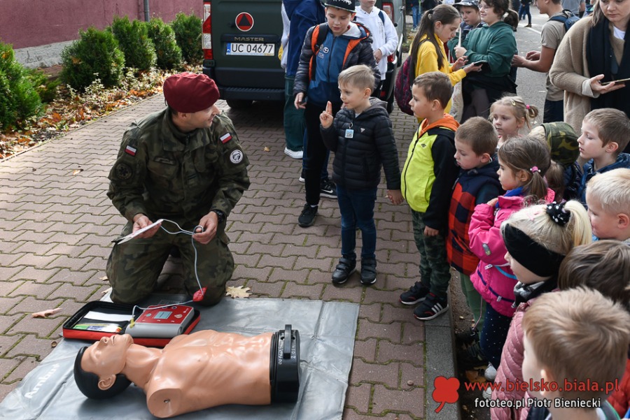 Szturm budynków w centrum Bielska-Białej. Bohaterowie z Karbali pokazali twarze ZDJĘCIA