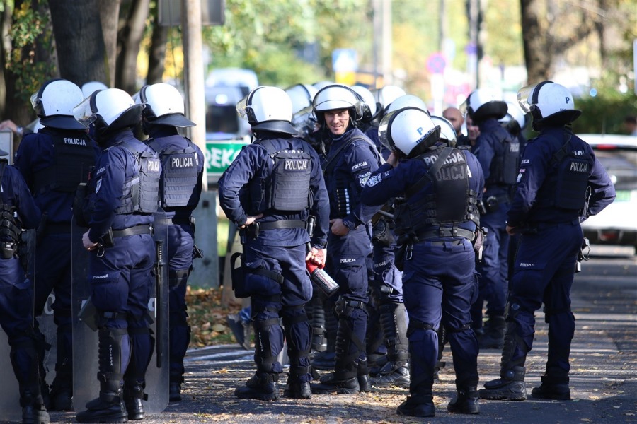 Awantura na meczu Rekordu z Pogonią Szczecin. Ochrona użyła gazu ZDJĘCIA