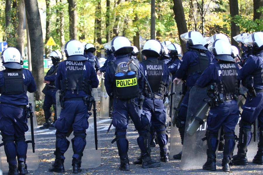 Awantura na meczu Rekordu z Pogonią Szczecin. Ochrona użyła gazu ZDJĘCIA