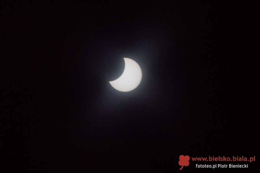 Astronomiczny spektakl w Bielsku-Białej. Niezwykły widok nieba w środku dnia ZDJĘCIA