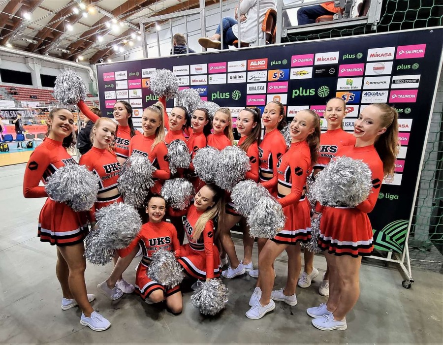 Piękne bielskie cheerleaderki. Ich wyczyny można podziwiać w telewizji ZDJĘCIA