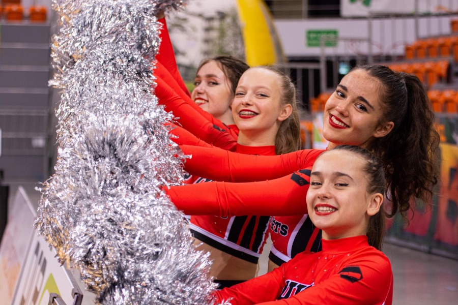 Piękne bielskie cheerleaderki. Ich wyczyny można podziwiać w telewizji ZDJĘCIA