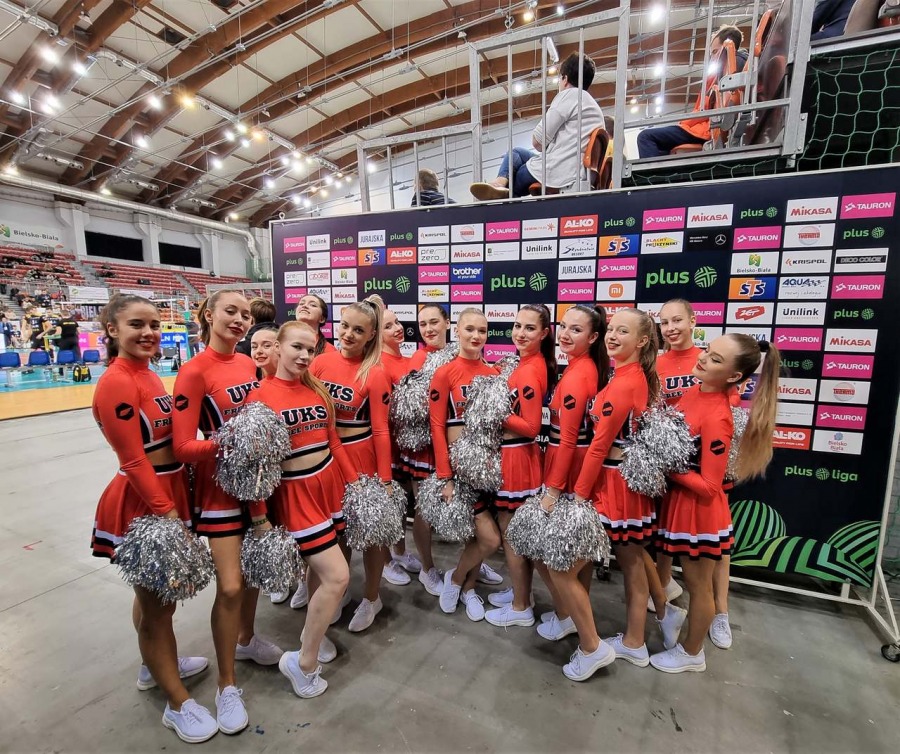 Piękne bielskie cheerleaderki. Ich wyczyny można podziwiać w telewizji ZDJĘCIA